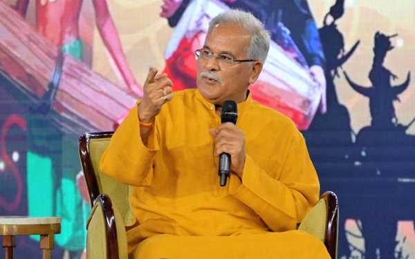 सुराजी गांव योजना से मजबूत हो रही छग की अर्थव्यवस्था : भूपेश बघेल